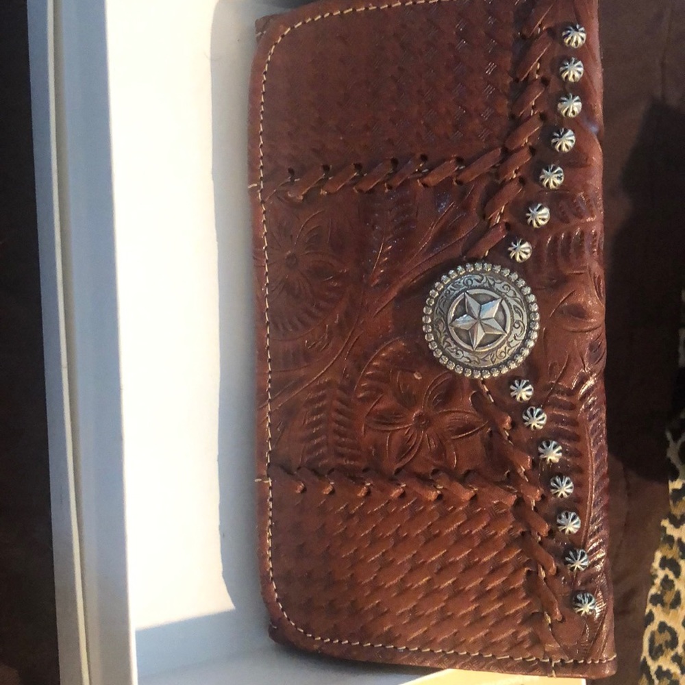American West LEATHER FULL SIZE WALLET